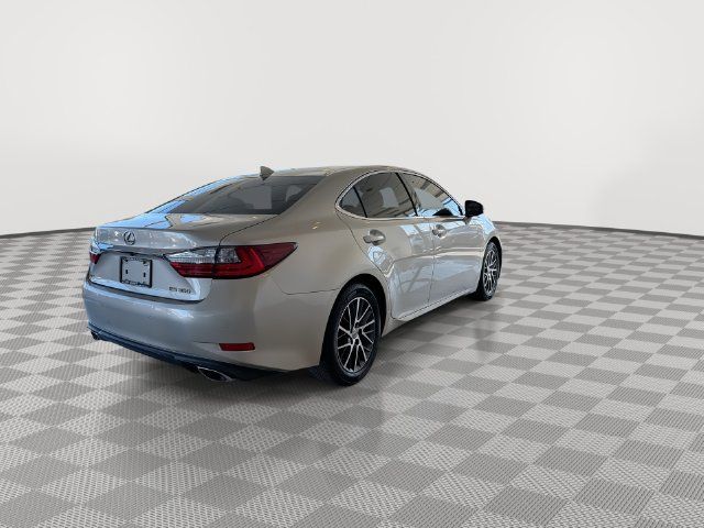 Used 2016 Lexus ES 350 w/ Luxury Package w/Wood Trim FWD image 10