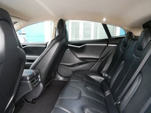 Used 2014 Tesla Model S 85 image 8