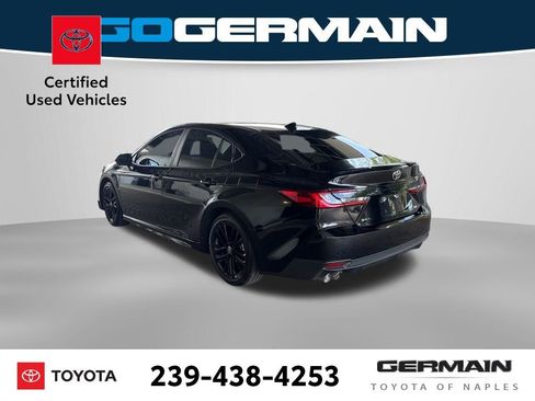 Used 2026 Toyota Camry SE w/ Convenience Package image 4