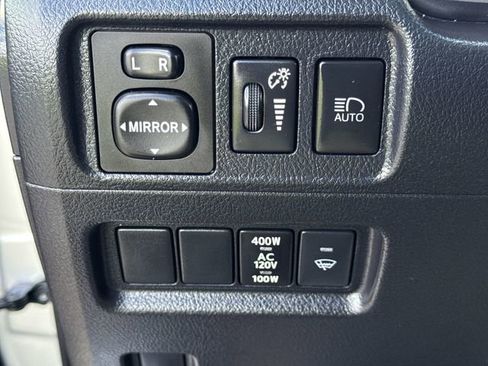 Used 2024 Toyota 4Runner TRD Off-Road Premium w/ Moonroof Package AWD/4WD image 18