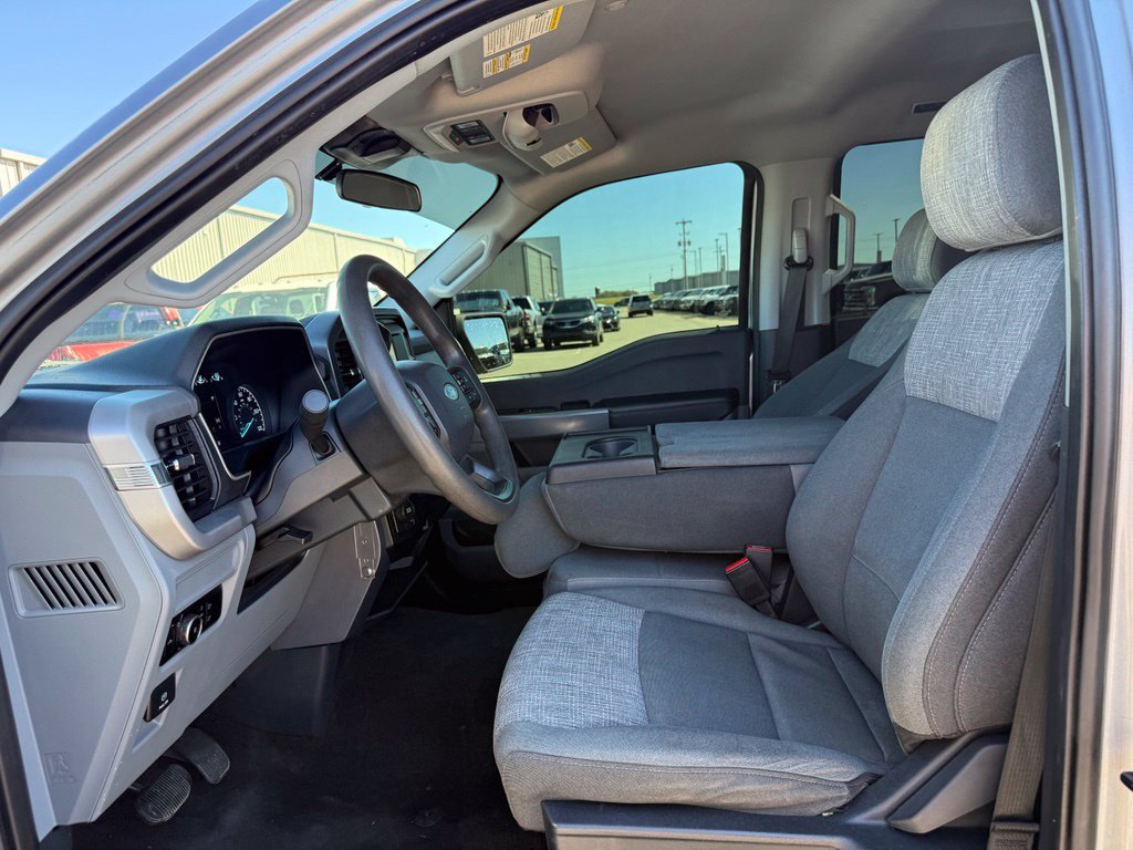 Used 2023 Ford F150 XLT AWD/4WD image 5