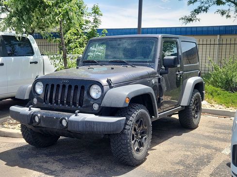 Used 2017 Jeep Wrangler Sport AWD/4WD image 3