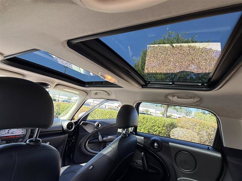 Used 2012 MINI Cooper Countryman FWD image 14