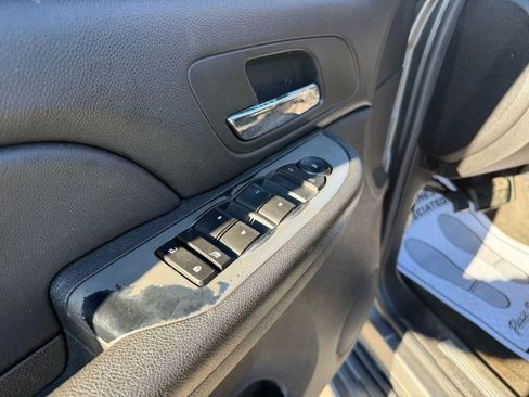 Used 2008 Chevrolet Suburban LS w/ Convenience Package 1 image 13