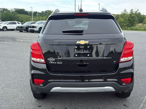 Used 2020 Chevrolet Trax LT w/ Driver Confidence Package AWD/4WD image 8