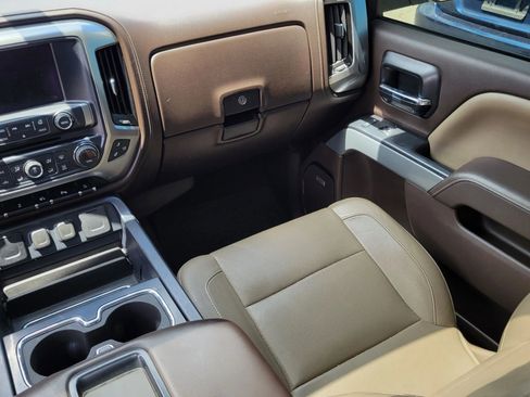 Used 2014 Chevrolet Silverado 1500 LTZ Z71 w/ LTZ Plus Package AWD/4WD image 17