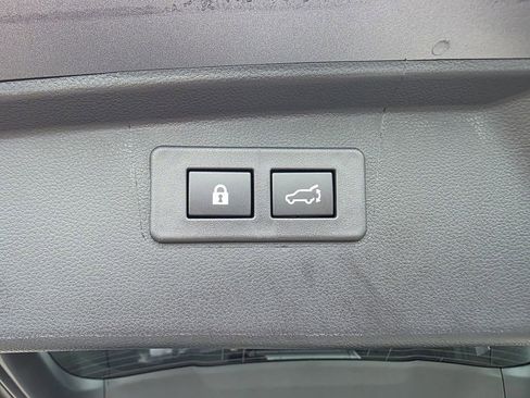 New 2025 Subaru Outback Limited w/ Popular Package #2 image 10