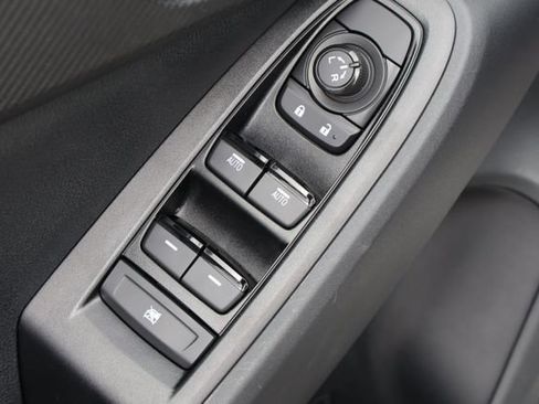 Certified 2026 Subaru Crosstrek 2.5i Premium AWD/4WD image 16