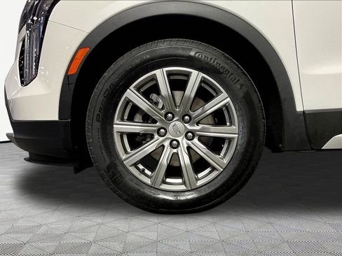 Certified 2023 Cadillac XT4 Premium Luxury w/ Cold Weather Package AWD/4WD image 33