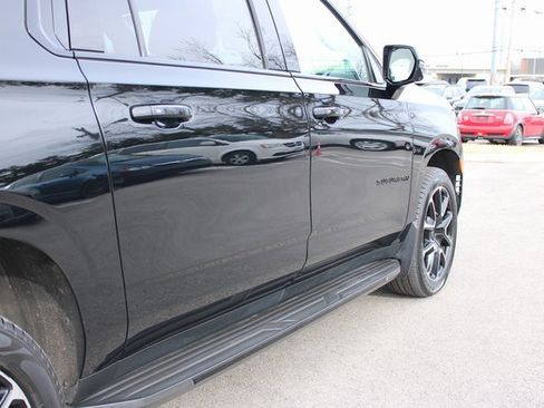 Used 2024 Chevrolet Suburban RST w/ Luxury Package image 47