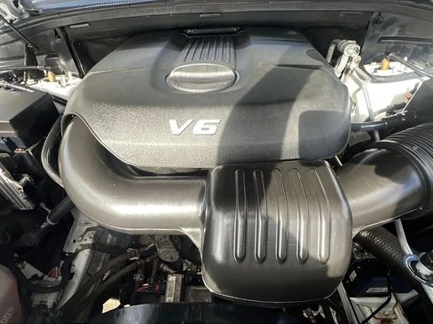 Used 2014 Jeep Grand Cherokee Overland image 35