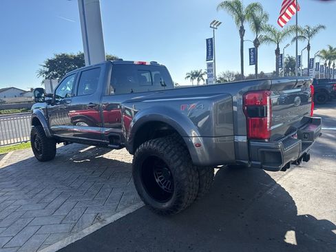 Used 2026 Ford F450 Lariat w/ FX4 Off-Road Package AWD/4WD image 32