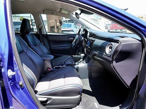Used 2017 Toyota Corolla SE FWD image 12