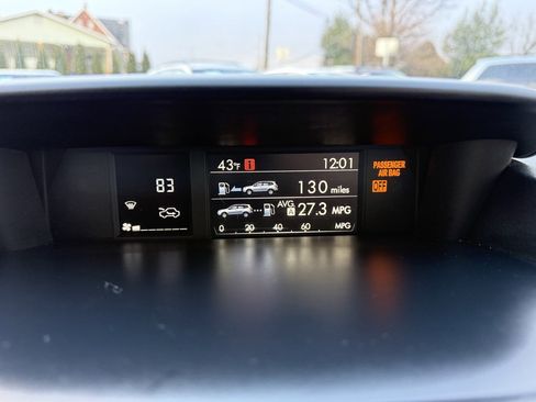 Used 2018 Subaru Forester 2.5i Premium w/ All-Weather Package image 19