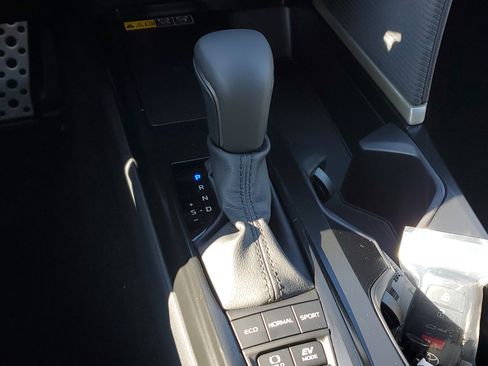 New 2026 Toyota Camry SE image 30