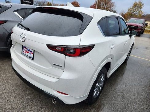 New 2025 MAZDA CX-5 AWD 2.5 S w/ Select Package image 3