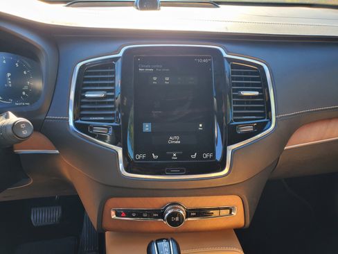 Used 2016 Volvo XC90 T6 image 25