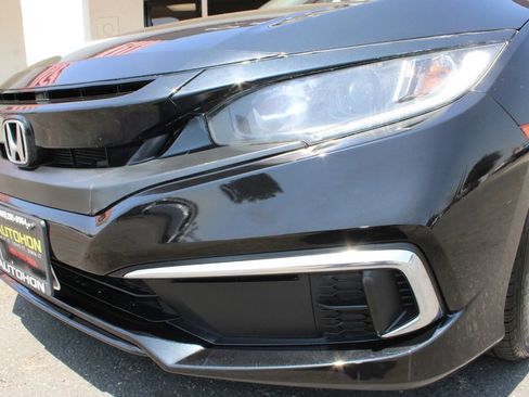 Used 2019 Honda Civic LX image 4
