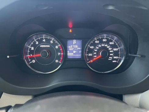 Used 2015 Subaru Forester 2.5i Touring w/ Popular Package #2 AWD/4WD image 13