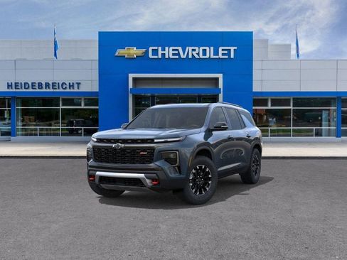 New 2026 Chevrolet Traverse Z71 w/ Driver Confidence Package image 8