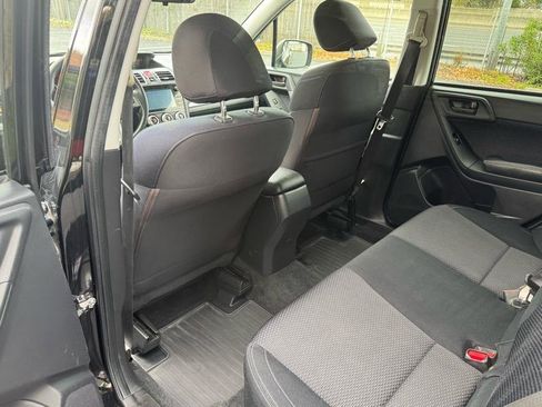 Used 2017 Subaru Forester 2.5i Premium w/ All-Weather Package image 15