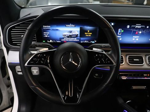 Used 2024 Mercedes-Benz GLE 450e 4MATIC image 27