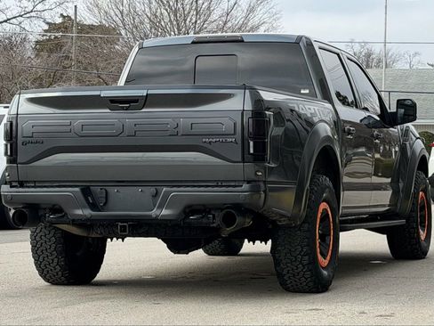 Used 2018 Ford F150 Raptor w/ Equipment Group 802A Luxury image 10