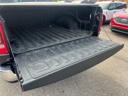 Used 2019 RAM 1500 Big Horn AWD/4WD image 21