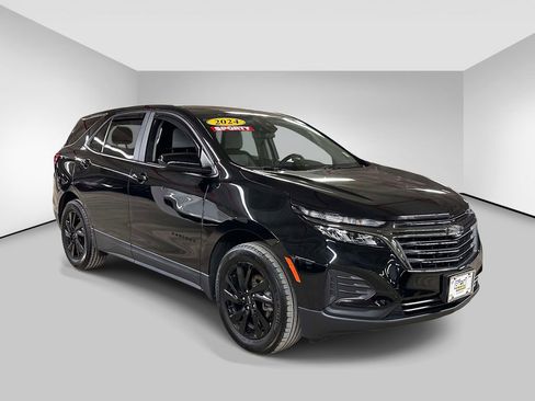 Used 2024 Chevrolet Equinox LS w/ LS Convenience Package image 7
