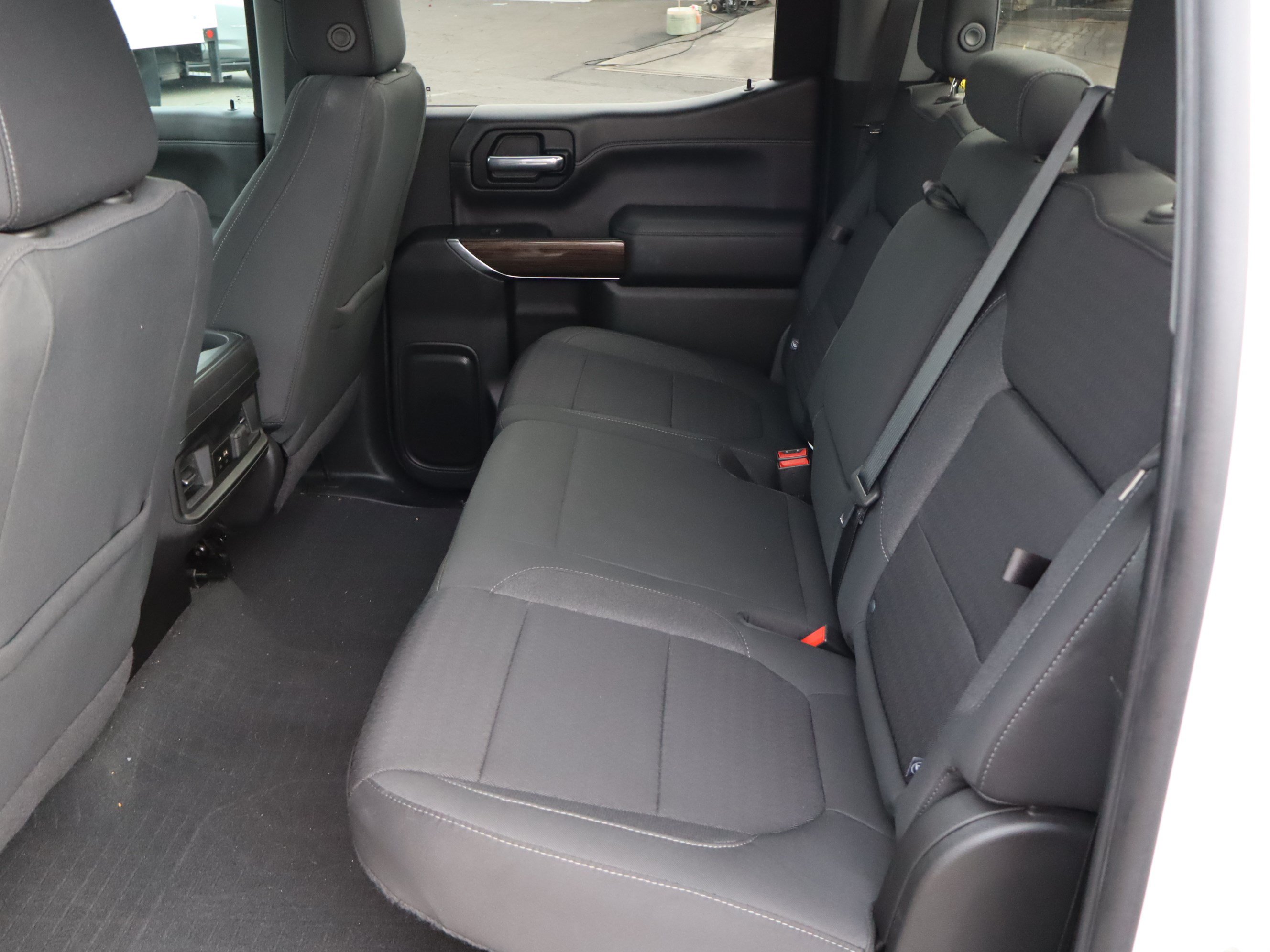 Used 2022 Chevrolet Silverado 1500 RST w/ Safety Package AWD/4WD image 31