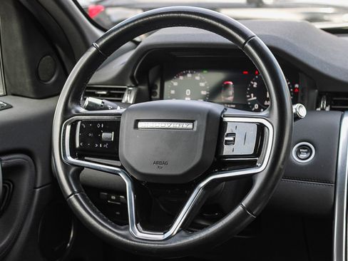 Used 2022 Land Rover Discovery Sport SE image 16