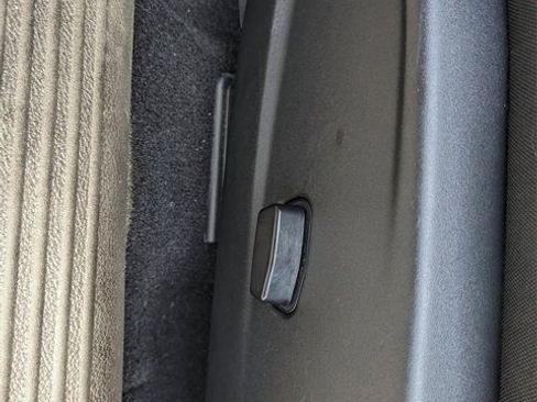 Used 2023 Dodge Challenger R/T image 17