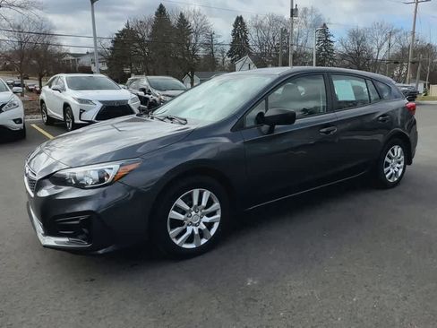 Used 2019 Subaru Impreza 2.0i image 4