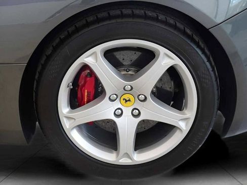 Used 2011 Ferrari California image 40