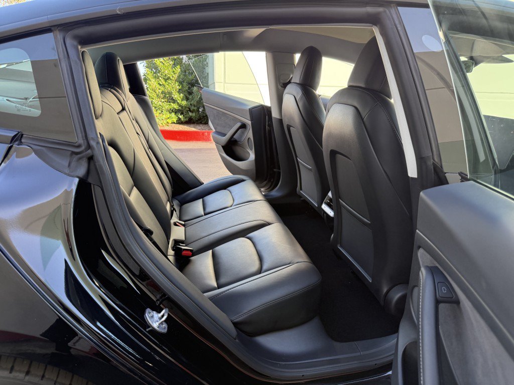 Used 2022 Tesla Model 3 AWD/4WD image 14