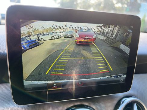 Used 2020 Mercedes-Benz GLA 250 4MATIC image 24