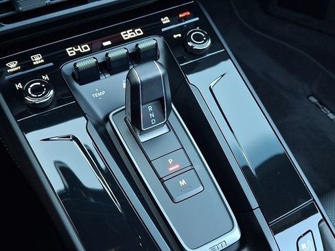 Certified 2025 Porsche 911 Targa 4 GTS AWD/4WD image 18