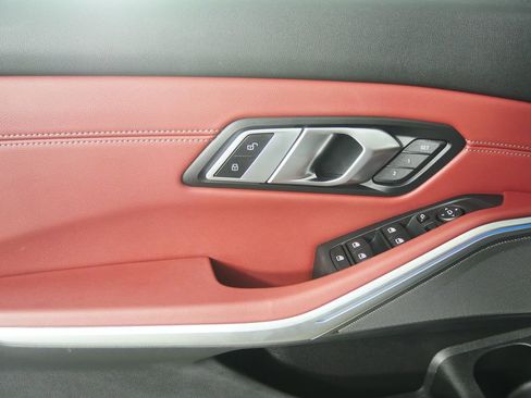 Certified 2023 BMW M340i xDrive w/ Premium Package image 9