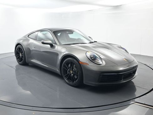 Certified 2024 Porsche 911 Carrera image 17
