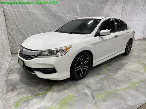 Used 2017 Honda Accord Sport Special Edition image 1