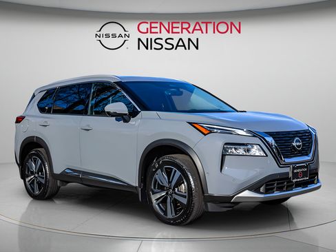 Certified 2023 Nissan Rogue Platinum w/ Platinum Premium Package AWD/4WD image 1