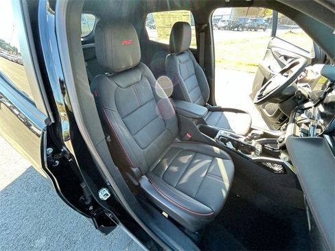 New 2025 Chevrolet TrailBlazer RS w/ Convenience Package image 25