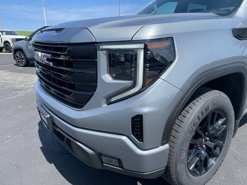 Used 2024 GMC Sierra 1500 Elevation AWD/4WD image 34