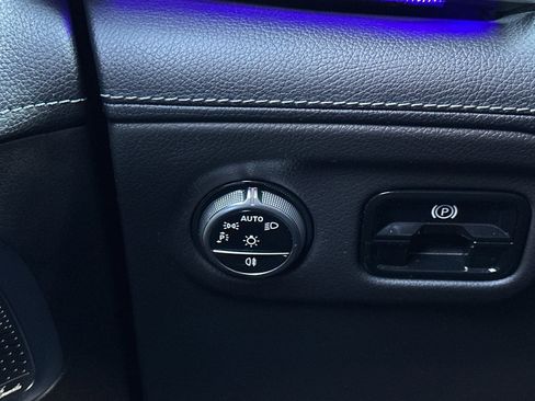 Certified 2023 Mercedes-Benz EQE 350+ SUV w/ Exclusive Trim Package image 34