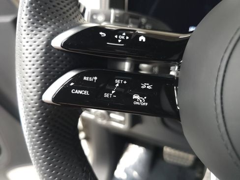 Used 2025 Mercedes-Benz G 580 w/ EQ Technology image 11