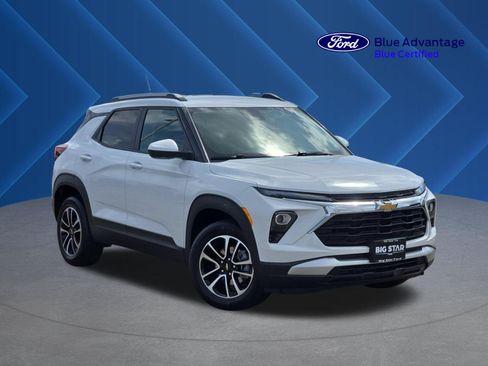 Used 2025 Chevrolet TrailBlazer LT AWD/4WD image 1