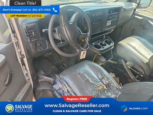 Used 2007 Chevrolet Express 1500 RWD image 11