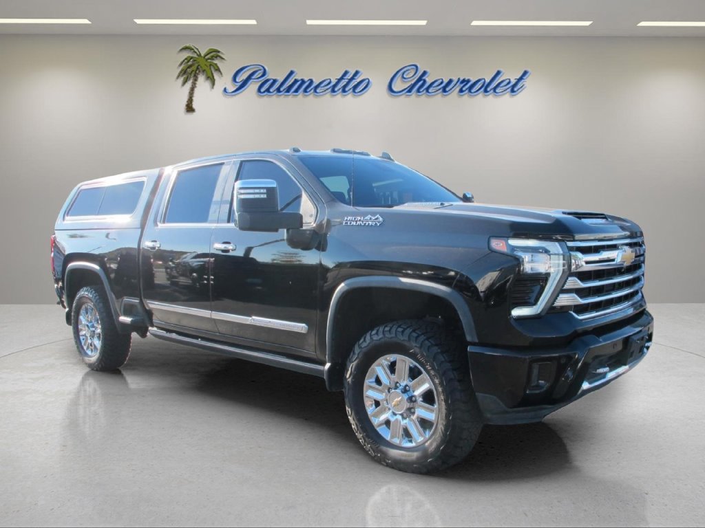 Used 2024 Chevrolet Silverado 2500 High Country w/ High Country Premium Package AWD/4WD image 1