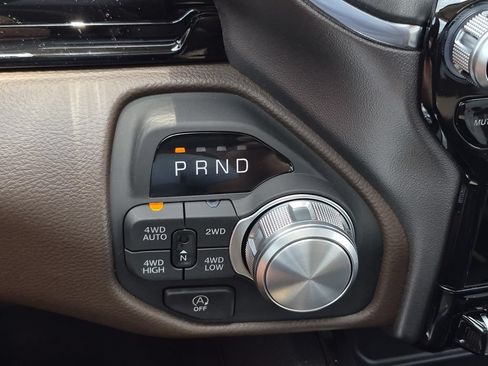 New 2026 RAM 1500 Laramie w/ Advanced Safety Group II AWD/4WD image 23