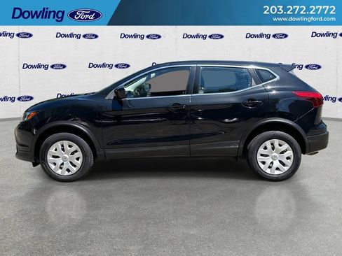 Used 2019 Nissan Rogue Sport S FWD image 5